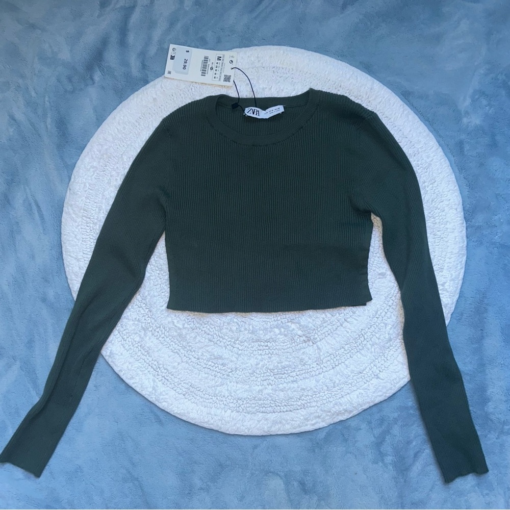 New w/ Tags Zara Women's Green Ribbed Crop Top — Long sleeve — Size M
